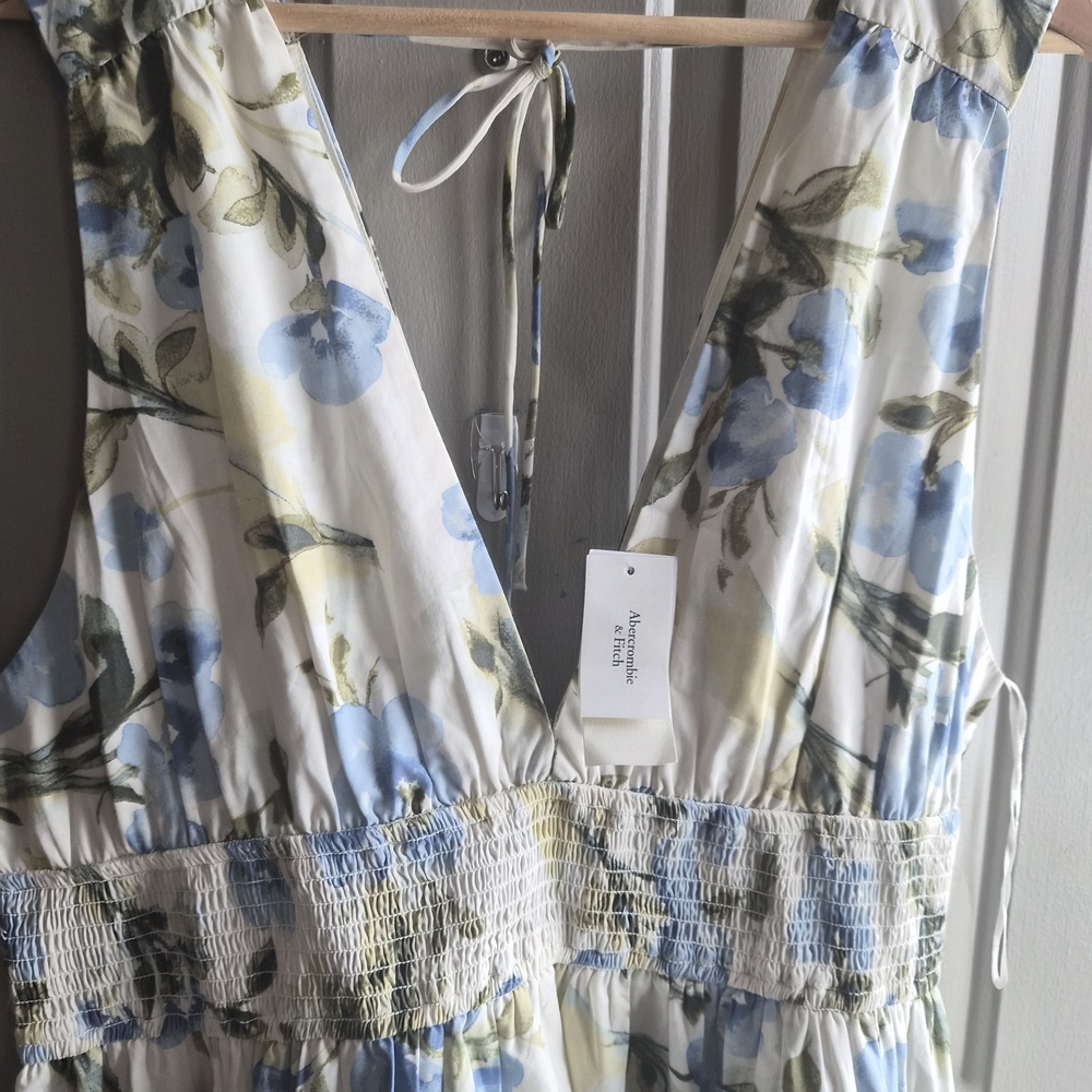 Abercrombie And Fitch Floral Sleeveless Dress with Blue and Green Accents